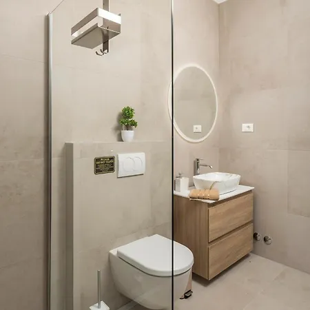 3 Bedroom Stunning In Brgod Ubasico