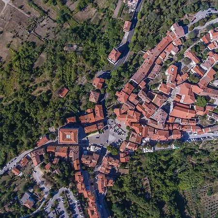 3 Bedroom Stunning In Brgod Prázdninový dům *